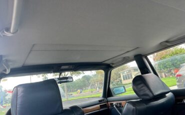 Mercedes-benz-300d-diesel-1986-9