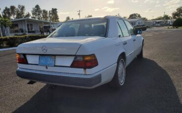 Mercedes-benz-300d-diesel-1990-white-1
