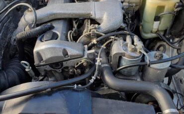 Mercedes-benz-300d-diesel-1990-white-9