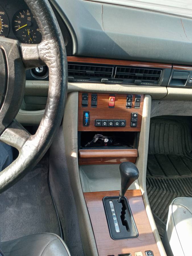 Mercedes-benz-300sdl-diesel-1986-6