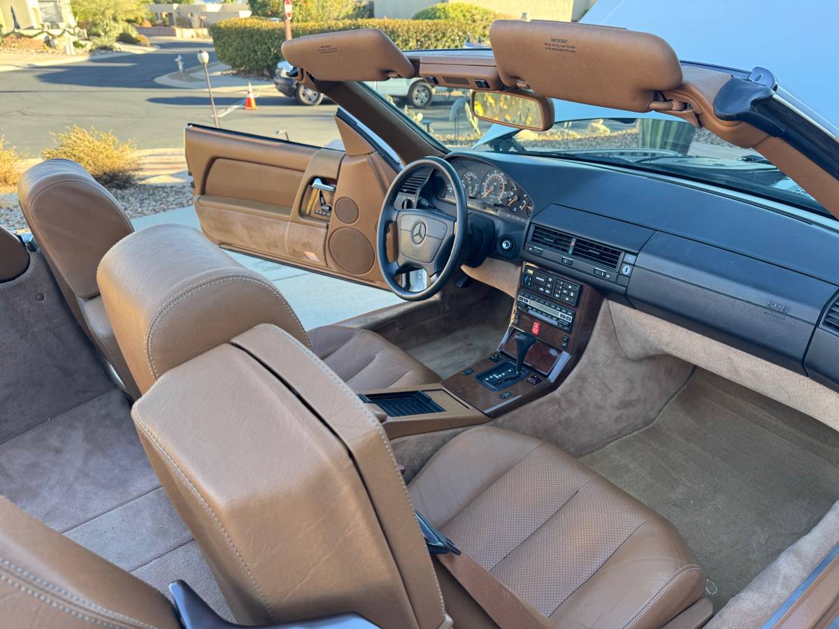 Mercedes-benz-300sl-1992-white-13