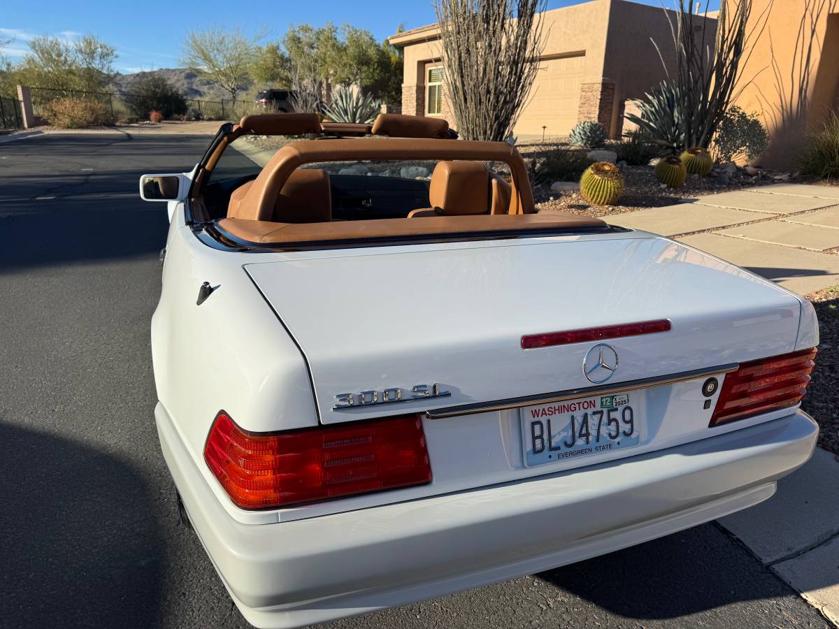 Mercedes-benz-300sl-1992-white-16