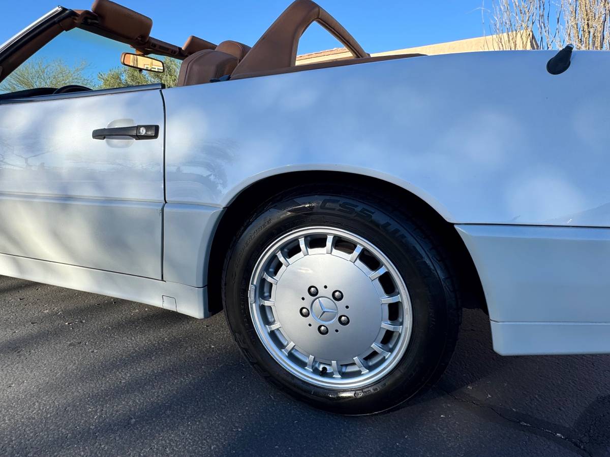 Mercedes-benz-300sl-1992-white-8