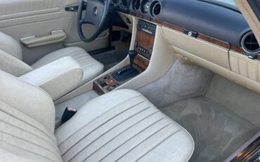 Mercedes-benz-380-1985-silver-12