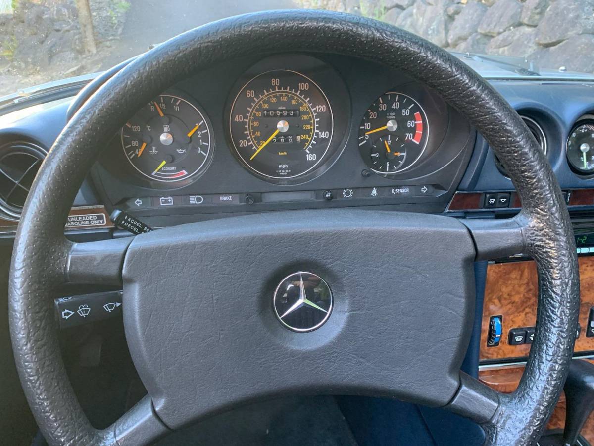 Mercedes-benz-380-sl-1984-silver-12