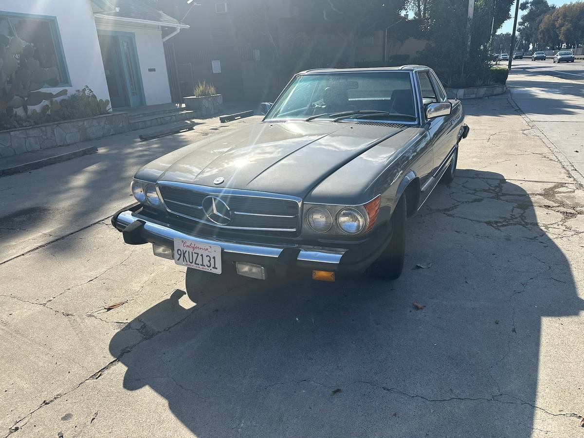 Mercedes-benz-380sl-1981-grey-1
