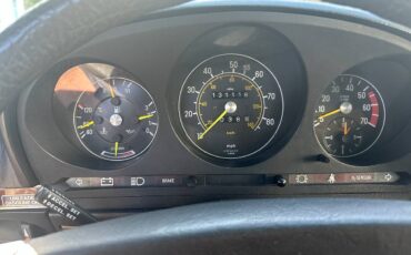 Mercedes-benz-380sl-1981-grey-10