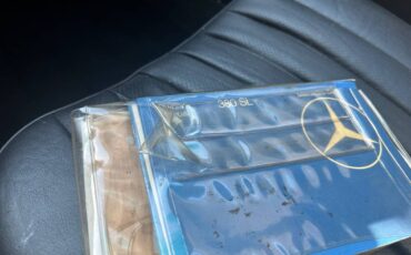 Mercedes-benz-380sl-1981-grey-13