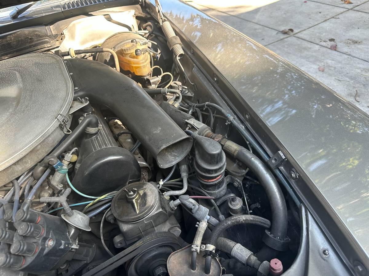 Mercedes-benz-380sl-1981-grey-17