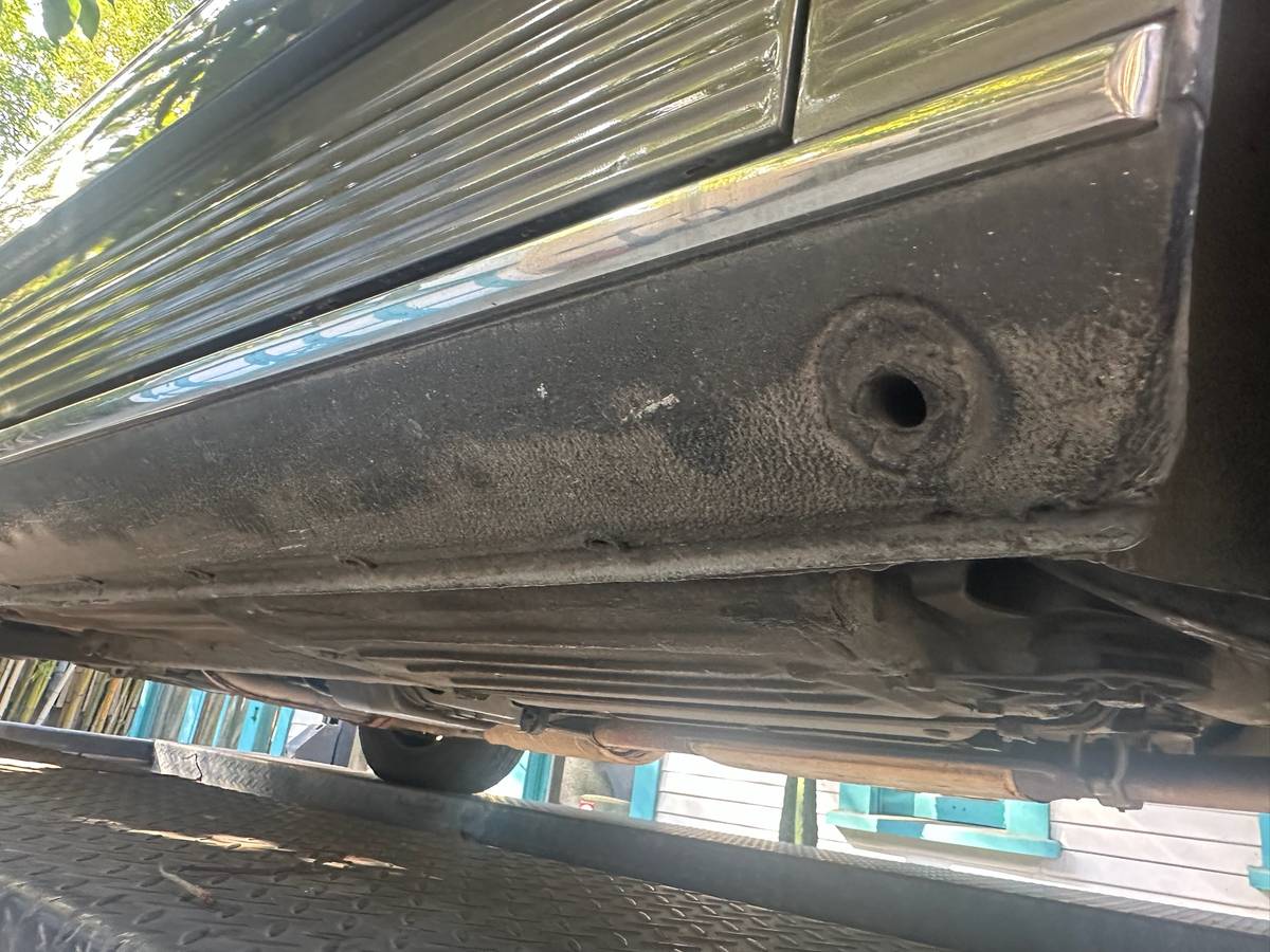 Mercedes-benz-380sl-1981-grey-21