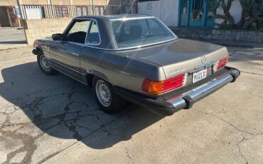 Mercedes-benz-380sl-1981-grey-5