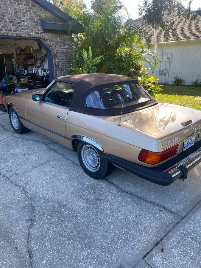 Mercedes-benz-380sl-1982-2