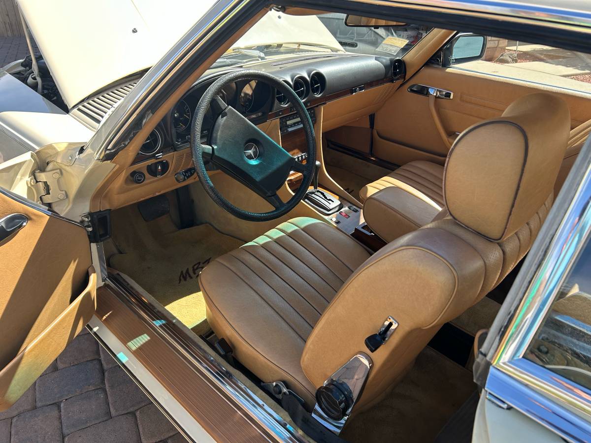 Mercedes-benz-380sl-1982-3