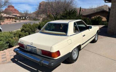 Mercedes-benz-380sl-1982-6