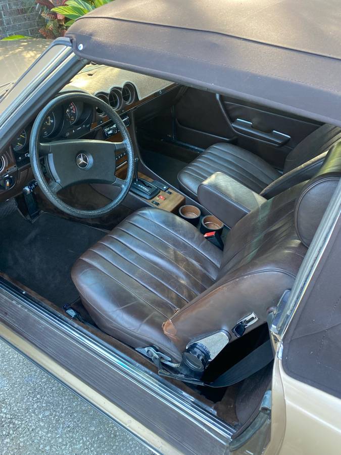 Mercedes-benz-380sl-1982-7