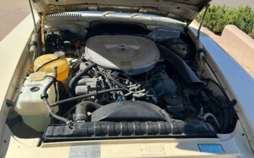 Mercedes-benz-380sl-1982-8