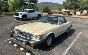 Mercedes-benz-380sl-1982-9