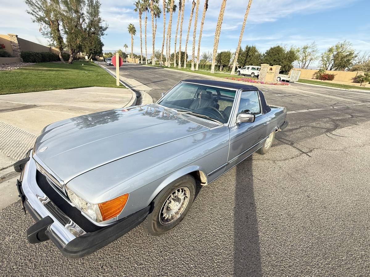 Mercedes-benz-380sl-1982-silver-10
