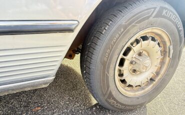 Mercedes-benz-380sl-1982-silver-7