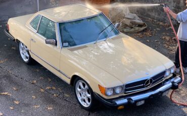 Mercedes-benz-380sl-1982-yellow-2