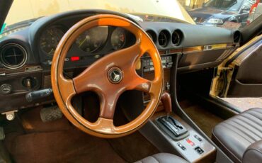 Mercedes-benz-380sl-1982-yellow-3