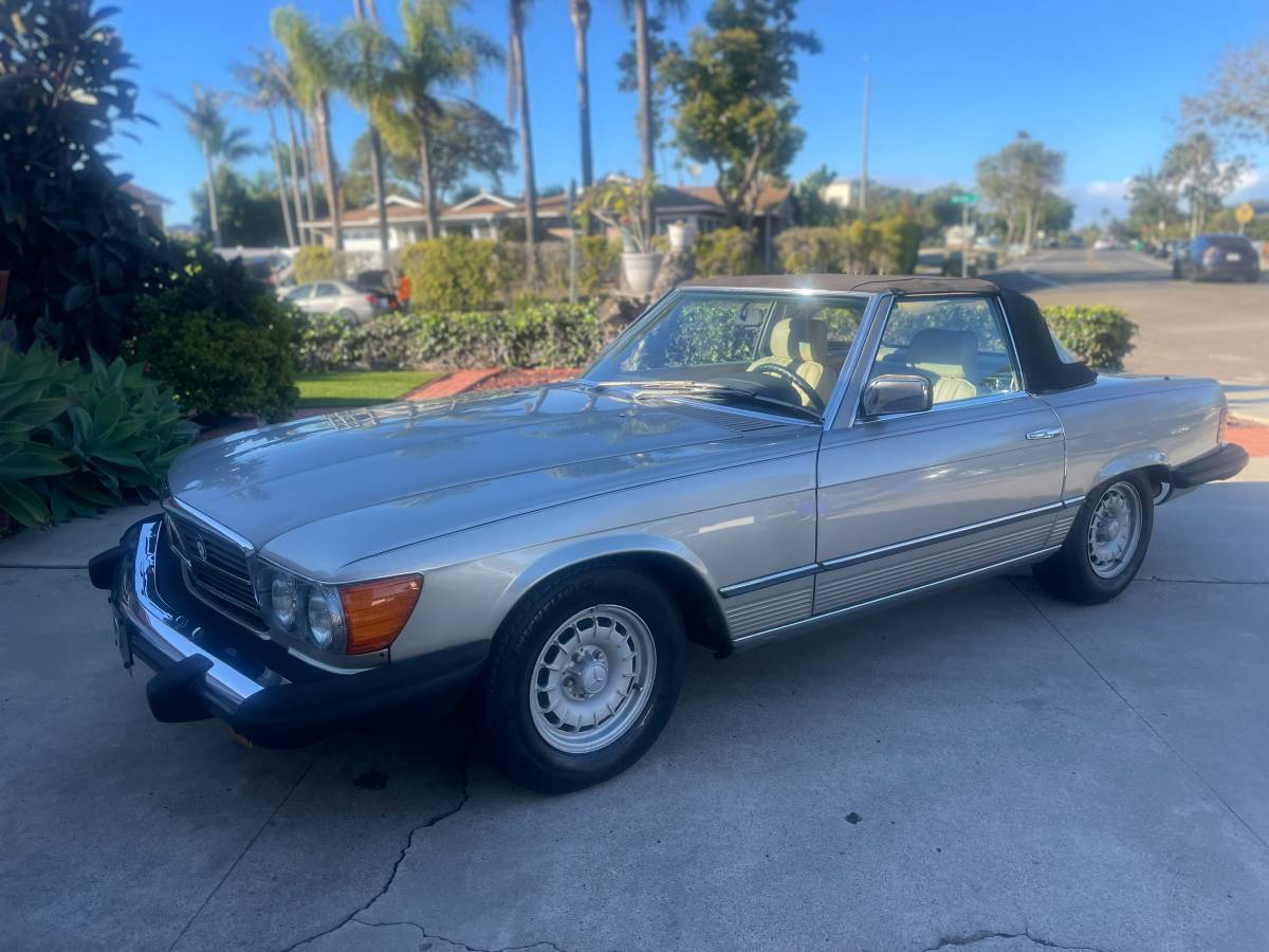 Mercedes-benz-380sl-1985-silver-1