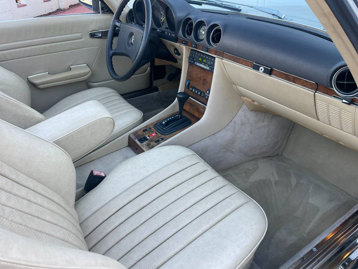 Mercedes-benz-380sl-1985-silver-12