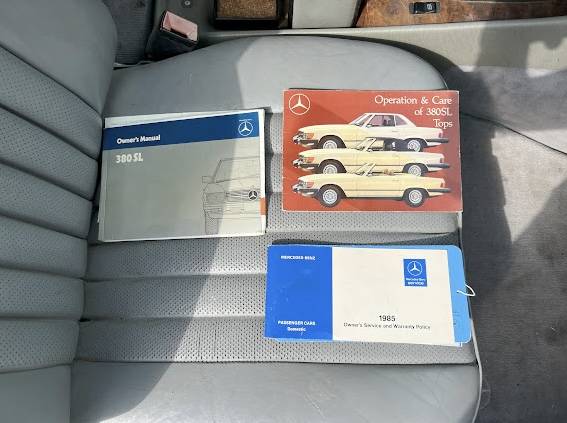 Mercedes-benz-380sl-1985-silver-14