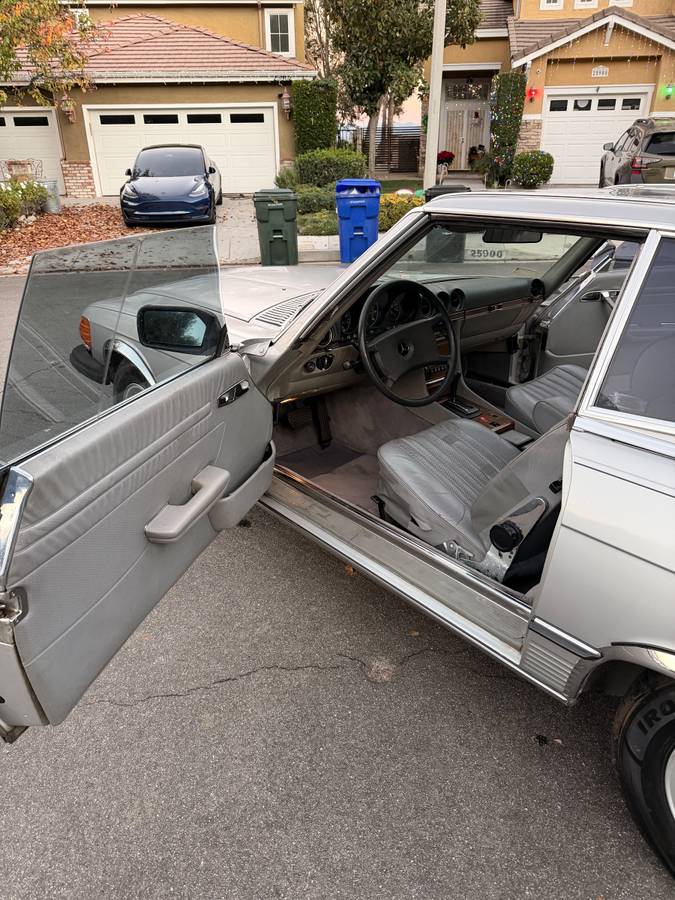 Mercedes-benz-380sl-1985-silver-9