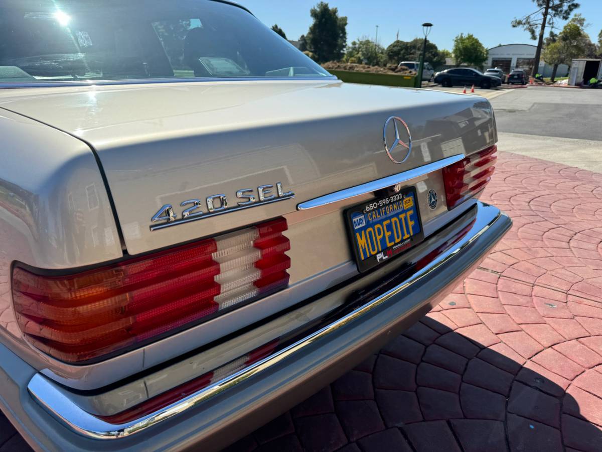 Mercedes-benz-420-1986-custom-5