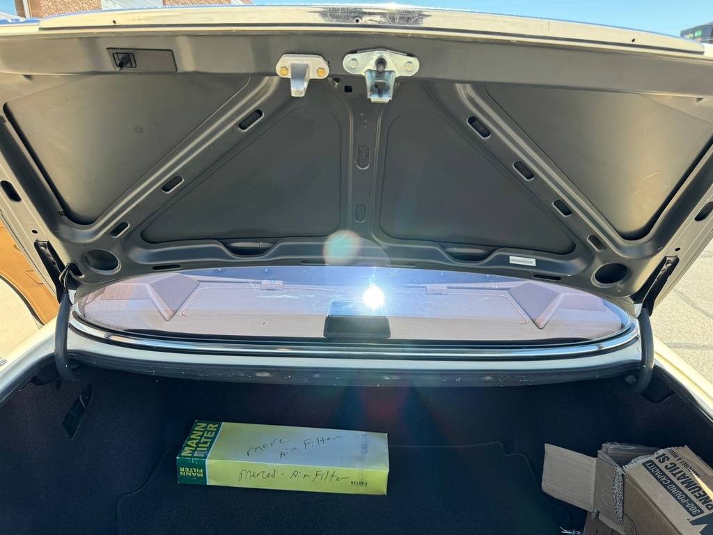 Mercedes-benz-420-class-1987-yellow-207