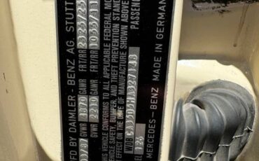 Mercedes-benz-420-class-1987-yellow-22