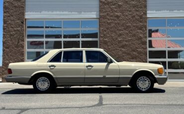 Mercedes-benz-420-class-1987-yellow