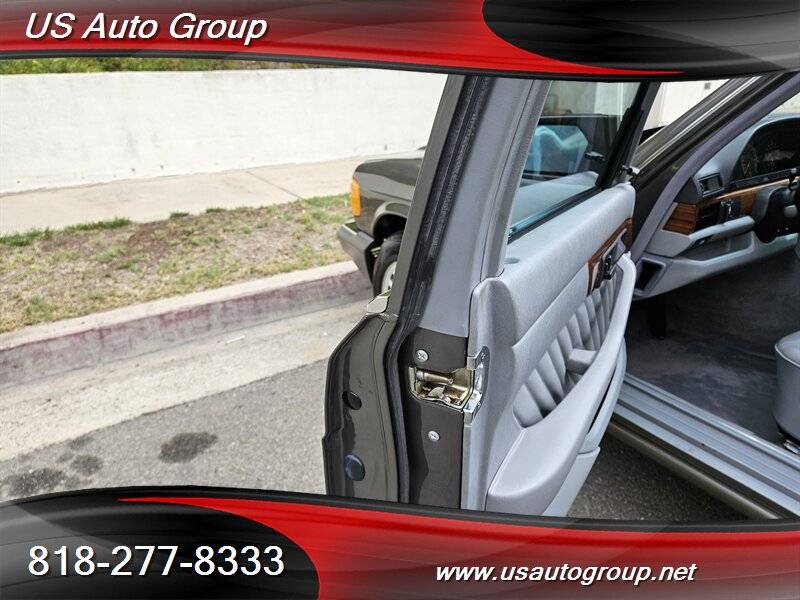 Mercedes-benz-420-sel-1991-grey-22