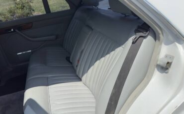 Mercedes-benz-420sel-1988-white-10