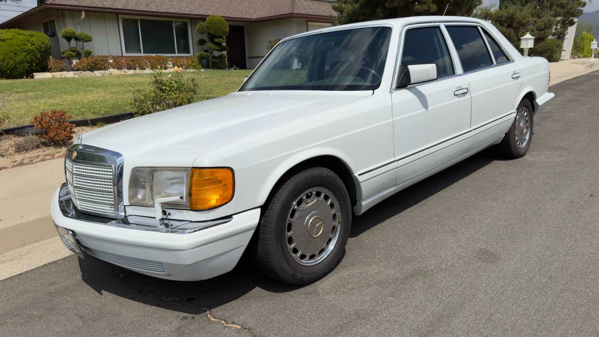 Mercedes-benz-420sel-1988-white-22