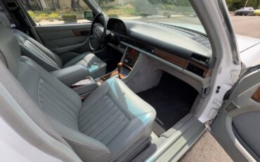 Mercedes-benz-420sel-1988-white-38