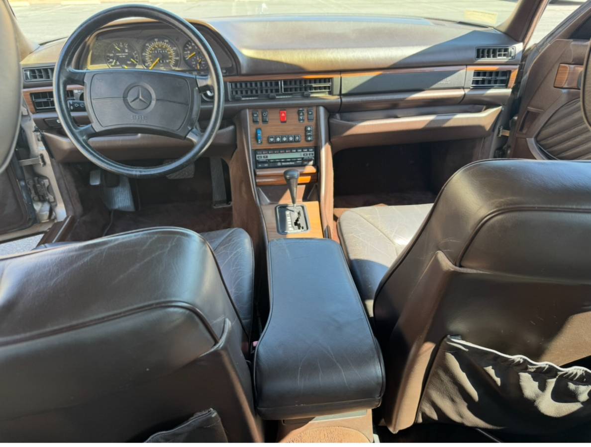 Mercedes-benz-420sel-1990-brown-12