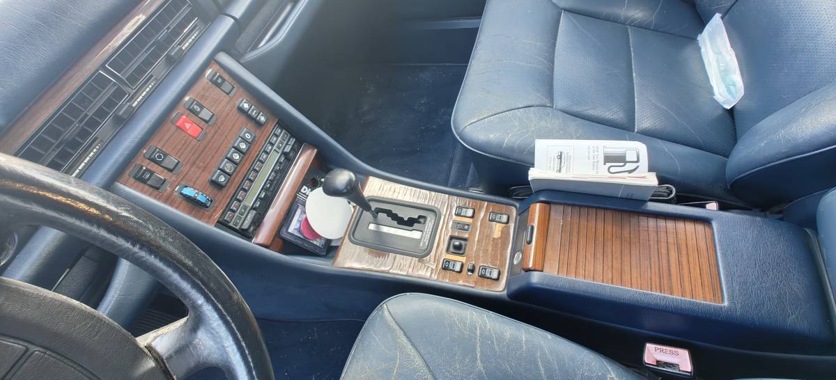 Mercedes-benz-420sel-1991-white-10