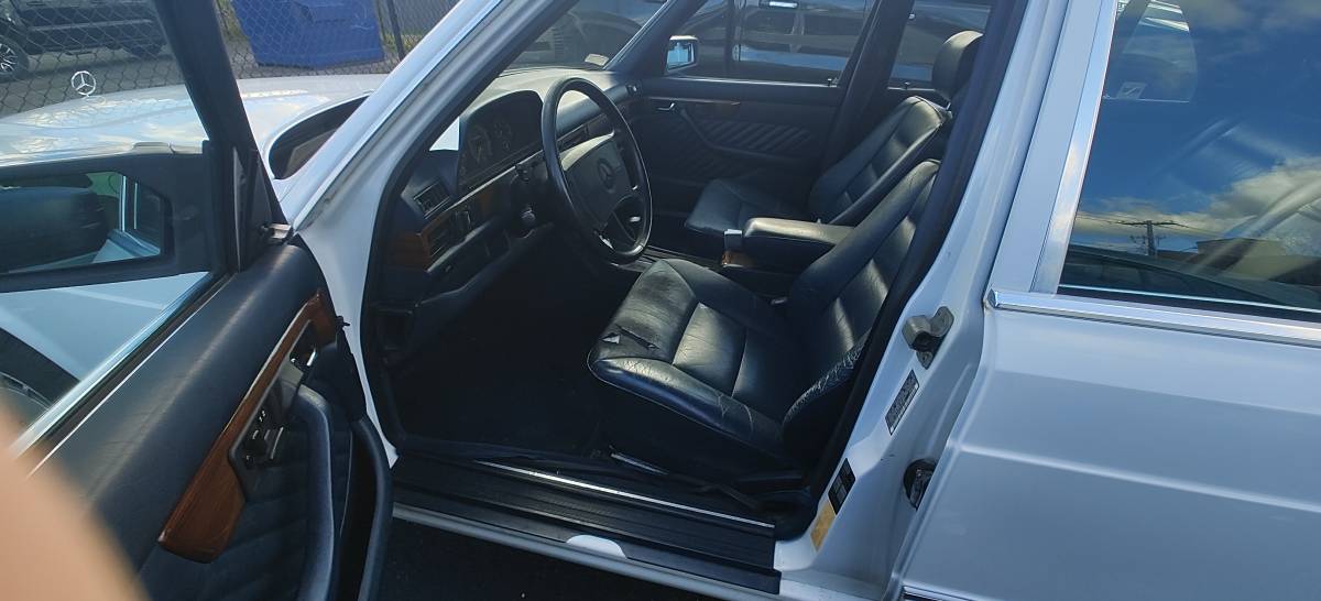 Mercedes-benz-420sel-1991-white-5