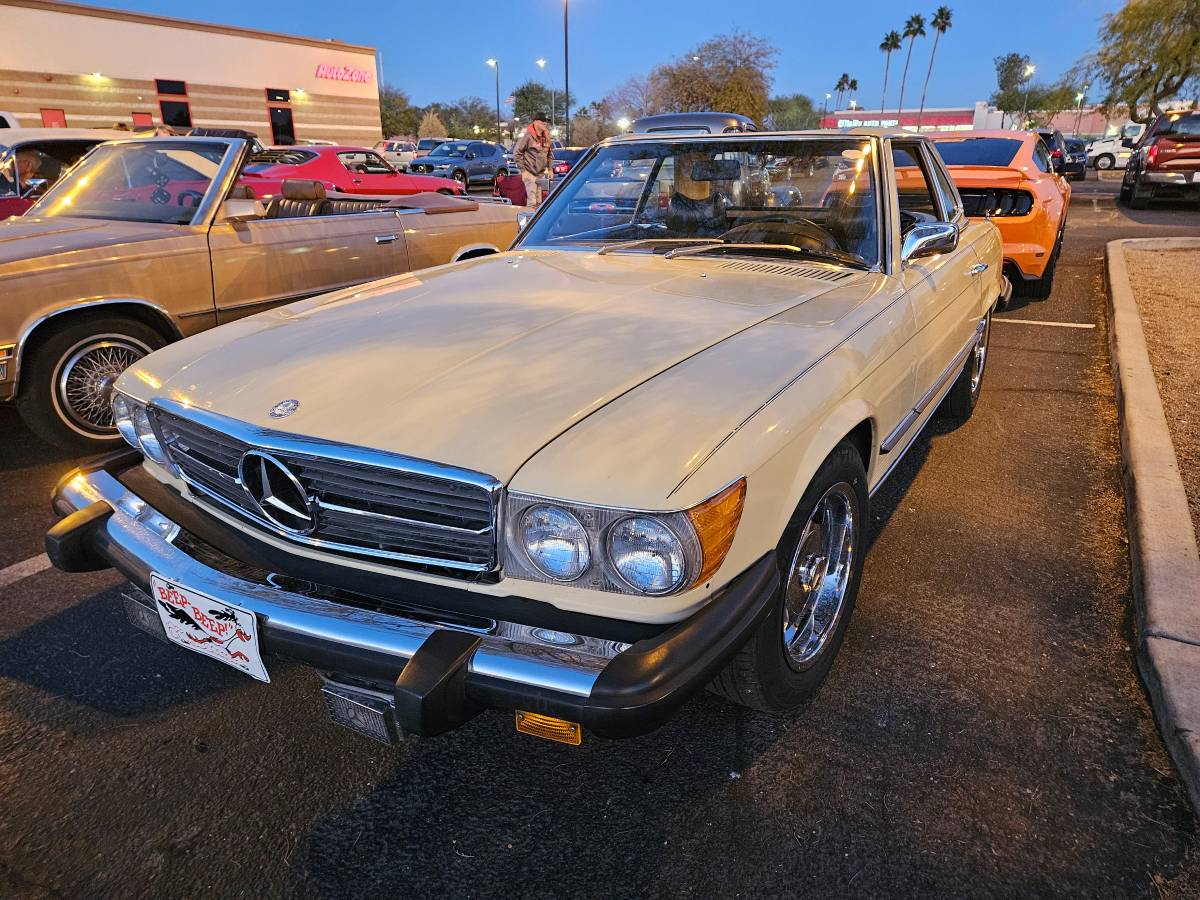 Mercedes-benz-450sl-1975-yellow-12