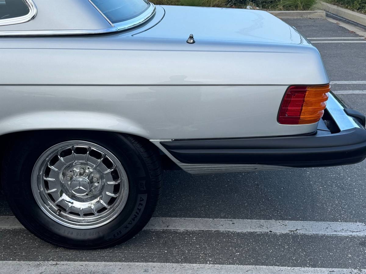 Mercedes-benz-450sl-1978-silver-17
