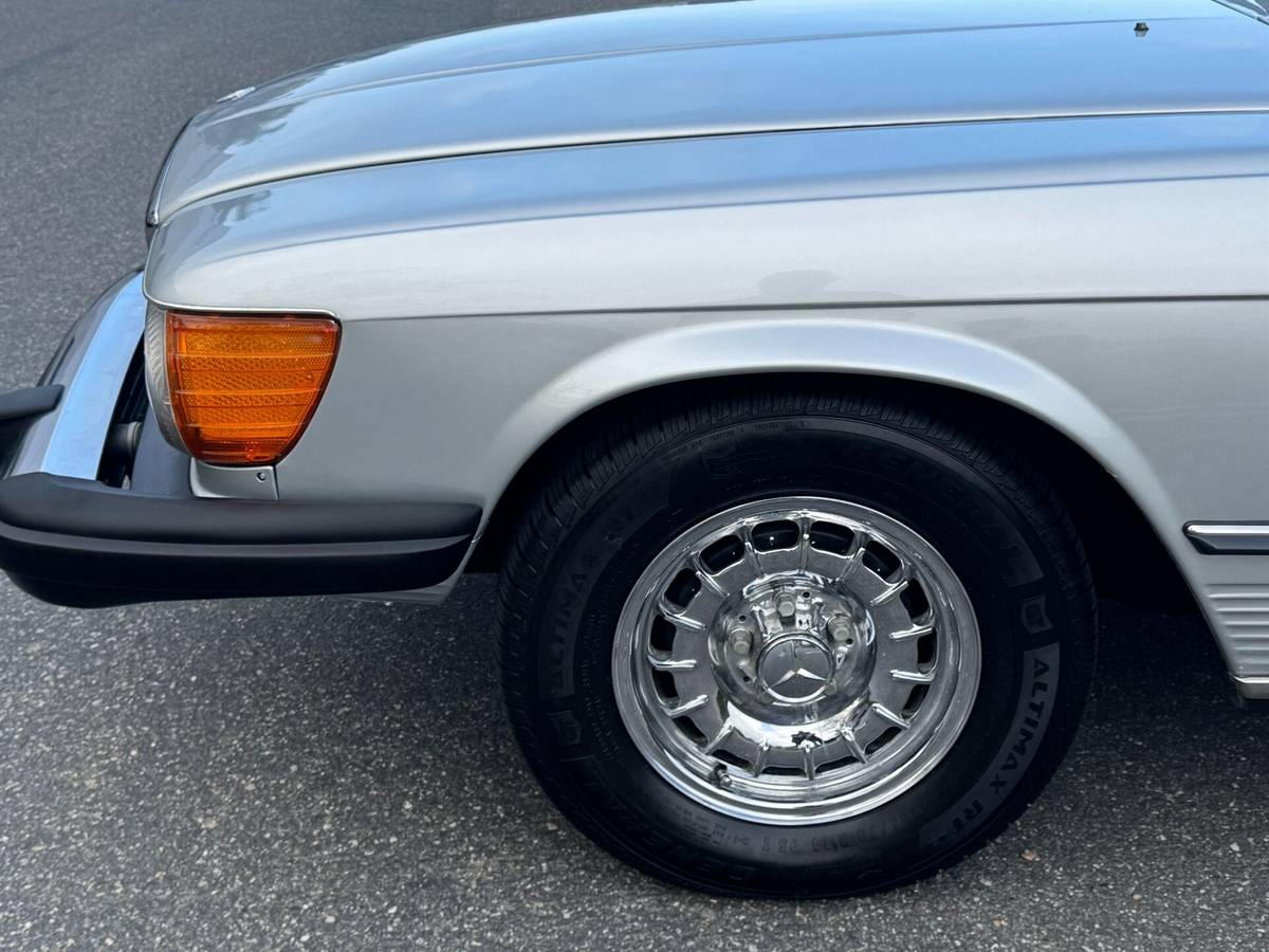 Mercedes-benz-450sl-1978-silver-5