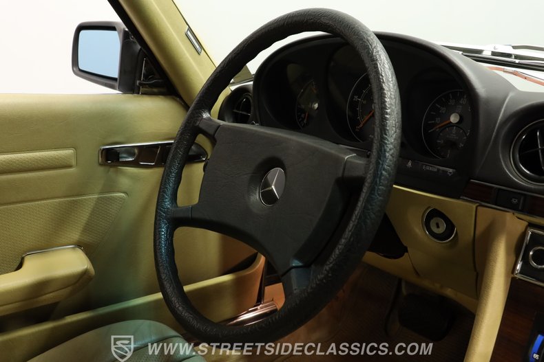 Mercedes-benz-450sl-1980-Inca-Red-Metallic-Beige-4