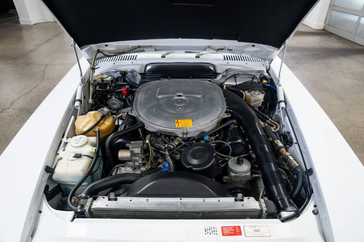 Mercedes-benz-500-class-1988-white-4