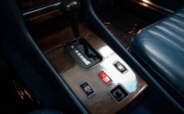 Mercedes-benz-500-class-560-sl-1988-white-13