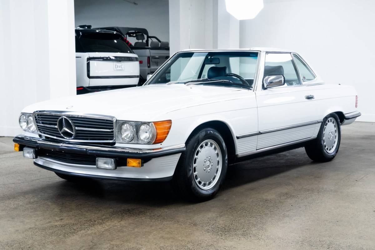 Mercedes-benz-500-class-560-sl-1988-white-2