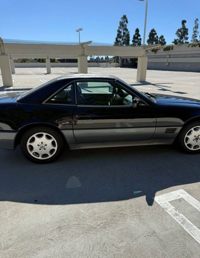 Mercedes-benz-500-series-1993-4