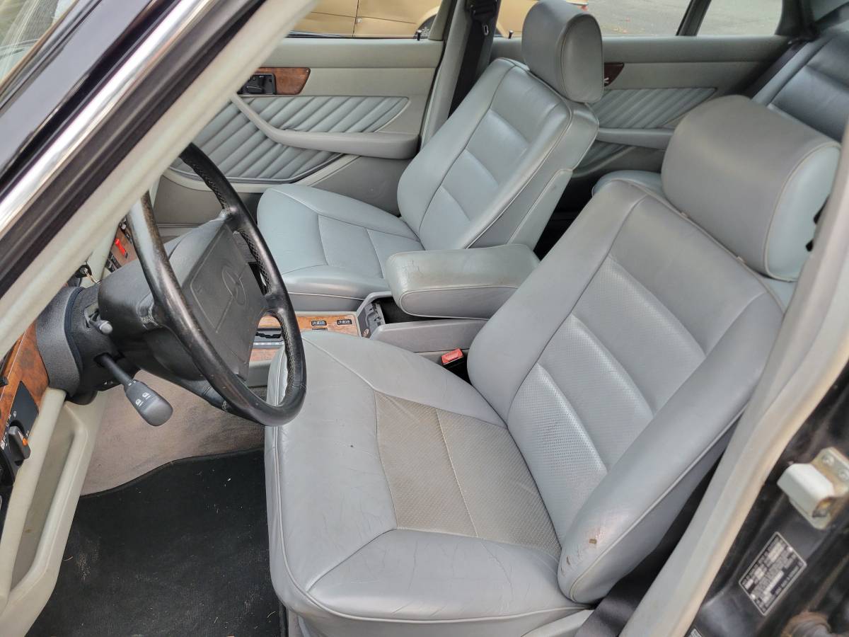 Mercedes-benz-560-1989-black-14