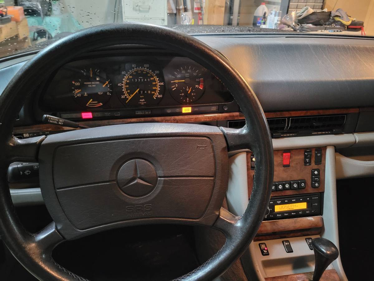 Mercedes-benz-560-1989-black-15